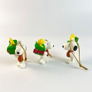 Vintage Peanuts Snoopy Woodstock Gift Box Christmas Ornaments